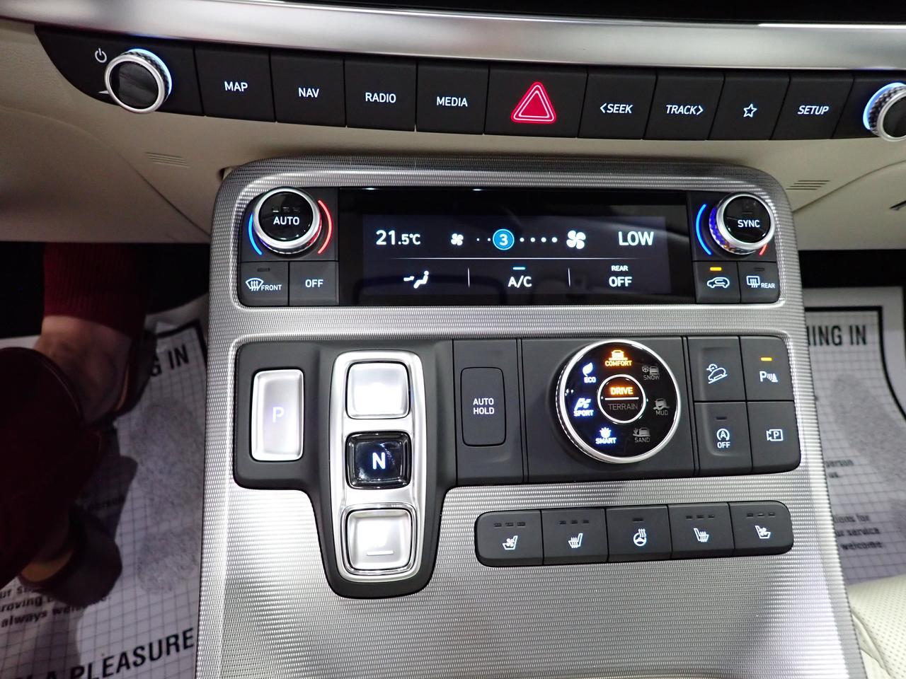 2025 Hyundai Palisade Ultimate Calligraphy AWD 7 PASS LEATHER NAVI SUNROOF Listowel ON
