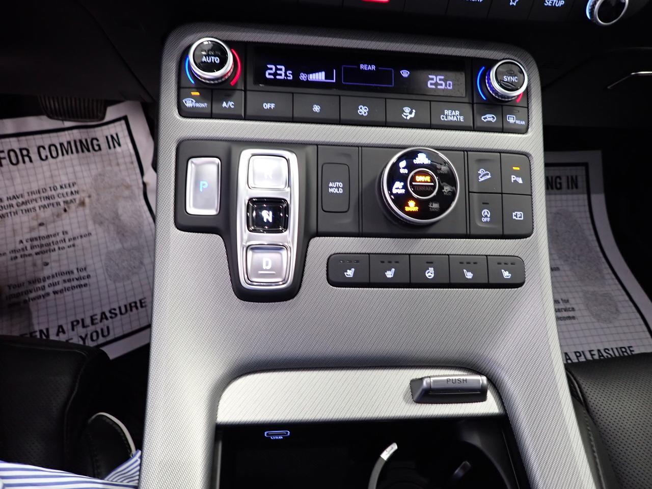 2025 Hyundai Palisade Urban 7-PASS AWD LEATHER NAVI SUNROOF 2ND ROW BUCKETS Listowel ON