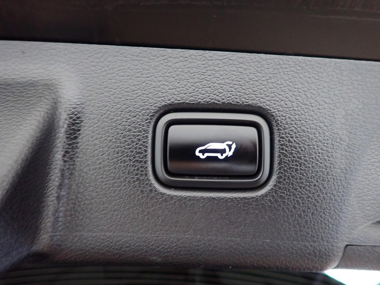 2025 Hyundai Palisade Urban 7-PASS AWD LEATHER NAVI SUNROOF BUCKET SEATS Listowel ON