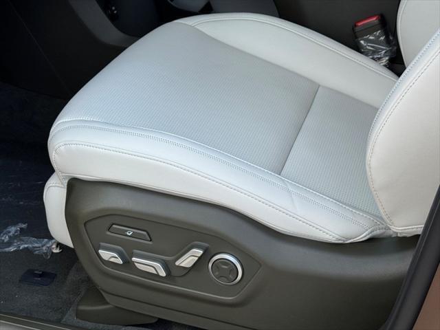 2025 Hyundai SANTA FE HYBRID Calligraphy Chantilly VA