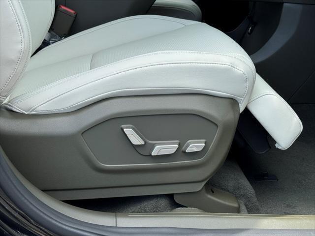 2025 Hyundai SANTA FE HYBRID Calligraphy Chantilly VA