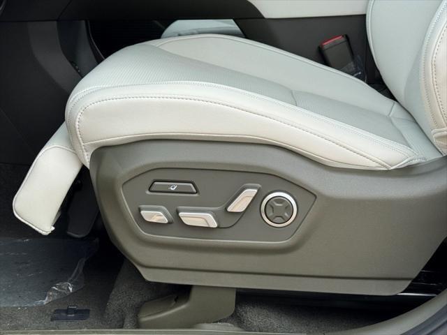 2025 Hyundai SANTA FE HYBRID Calligraphy Chantilly VA