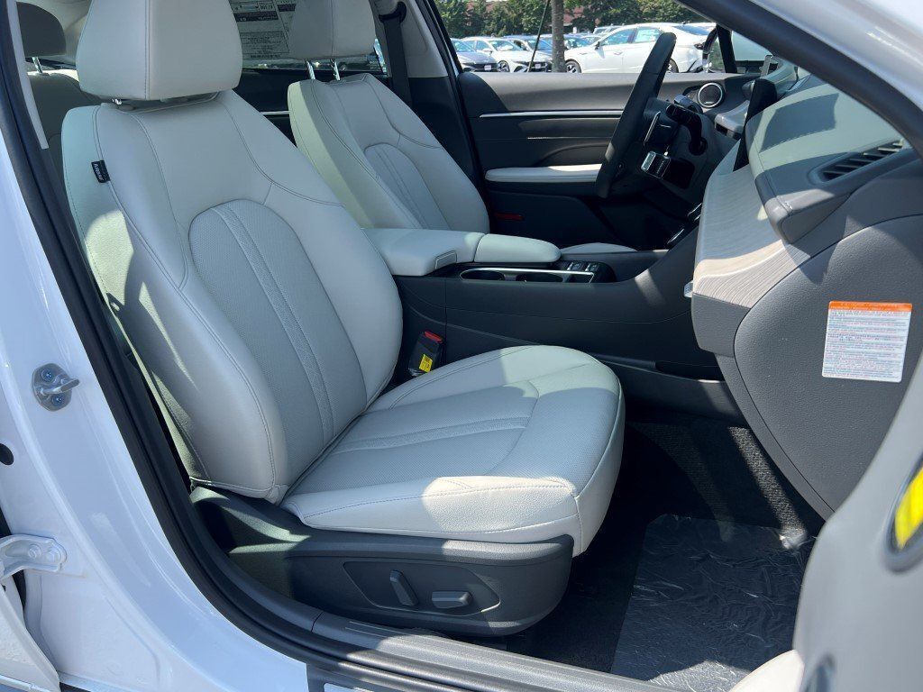 2025 Hyundai SONATA HYBRID Limited Chantilly VA