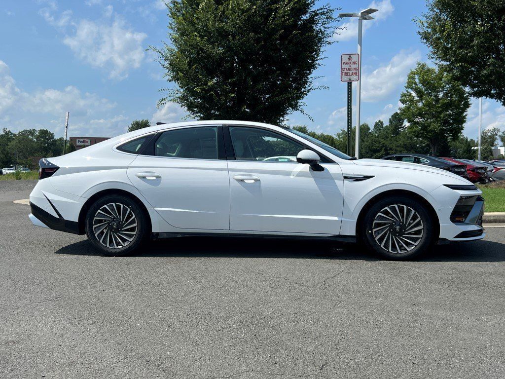 2025 Hyundai SONATA HYBRID Limited Chantilly VA