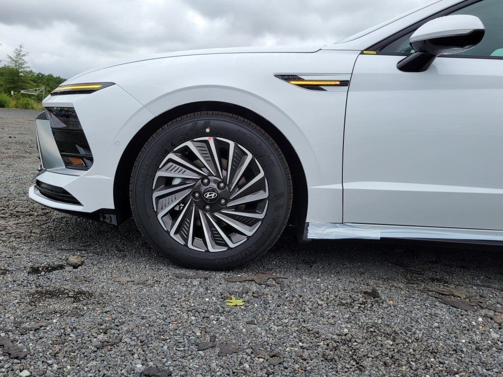 2025 Hyundai SONATA HYBRID Limited Chantilly VA