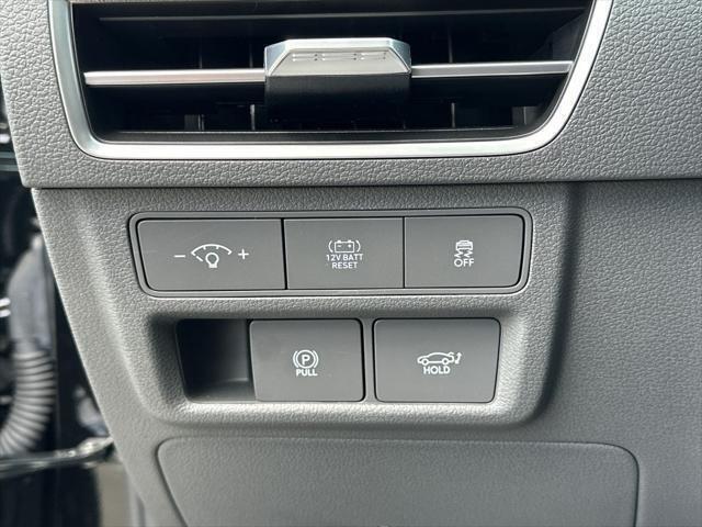 2025 Hyundai SONATA HYBRID Limited Chantilly VA