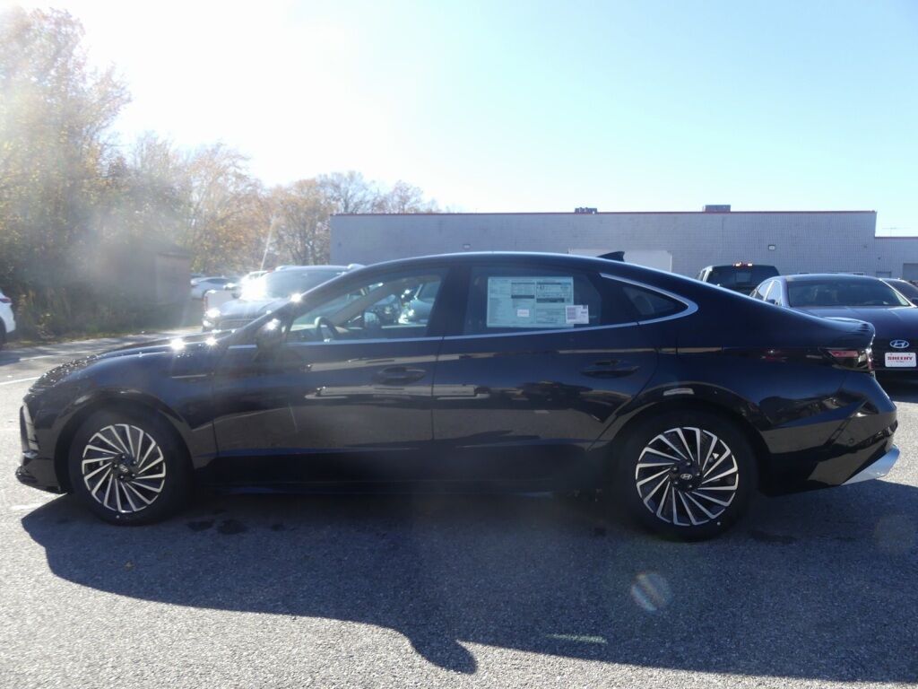2025 Hyundai SONATA HYBRID Limited Waldorf MD