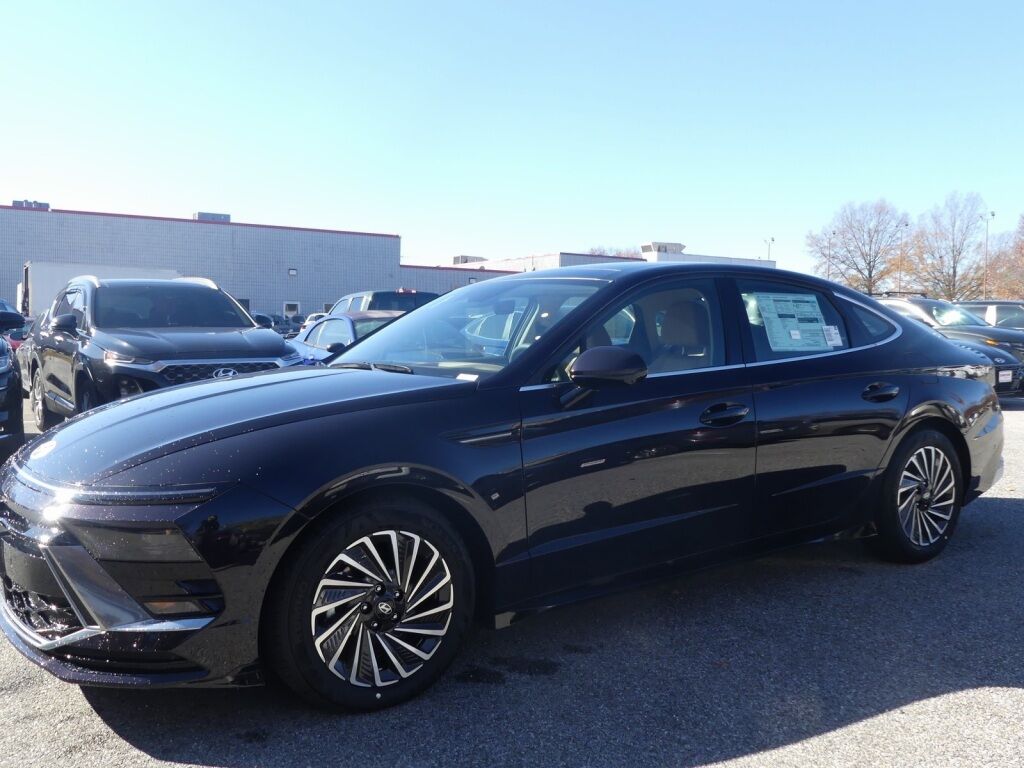 2025 Hyundai SONATA HYBRID Limited Waldorf MD