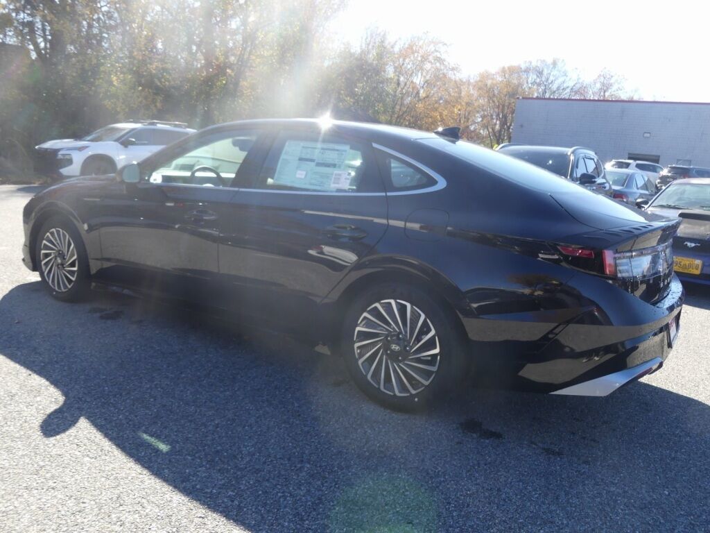 2025 Hyundai SONATA HYBRID Limited Waldorf MD