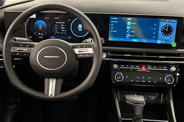 2025 Hyundai Santa Cruz SEL Activity
