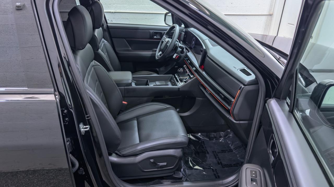 2025 Hyundai Santa Fe Calligraphy AWD Tallmadge OH