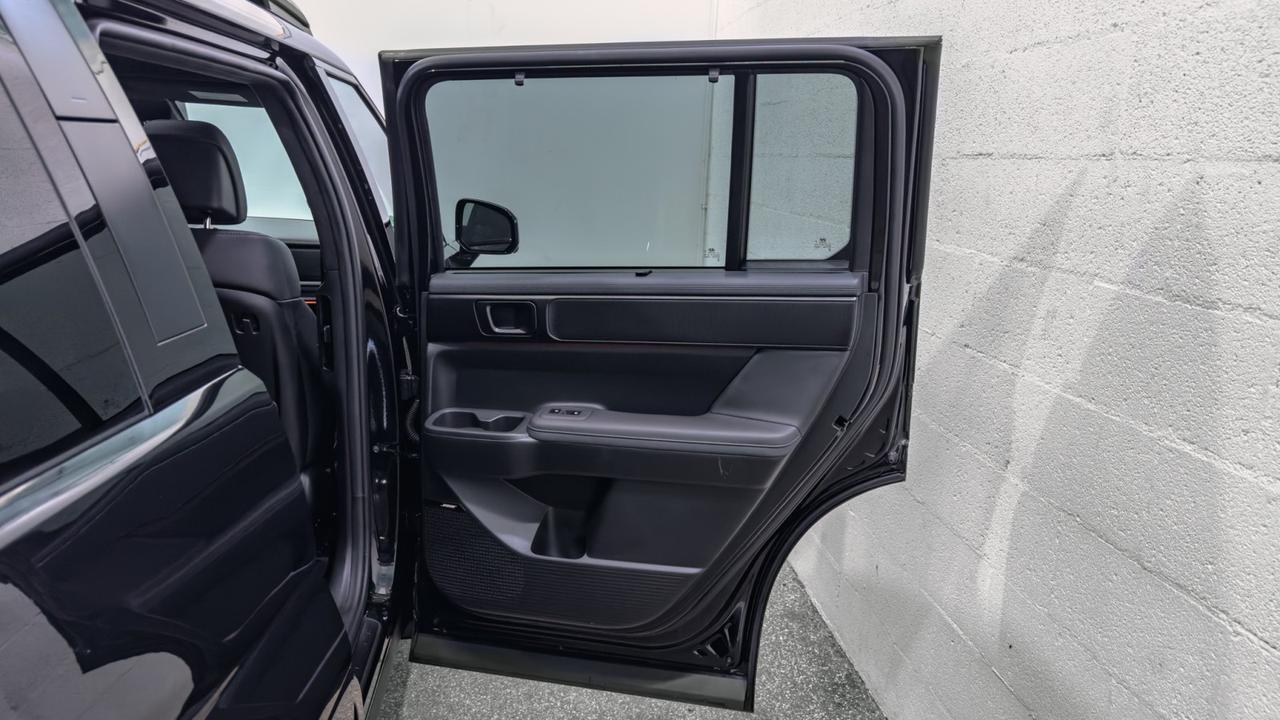 2025 Hyundai Santa Fe Calligraphy AWD Tallmadge OH