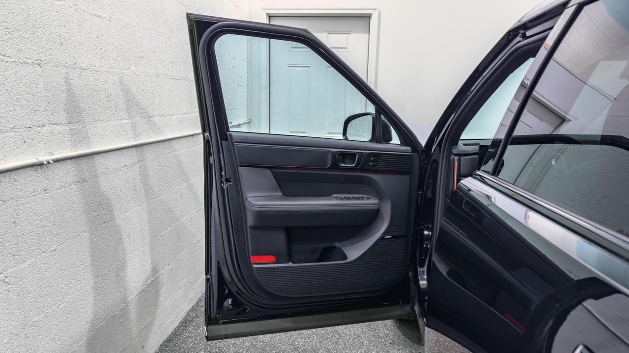 2025 Hyundai Santa Fe Calligraphy AWD Tallmadge OH