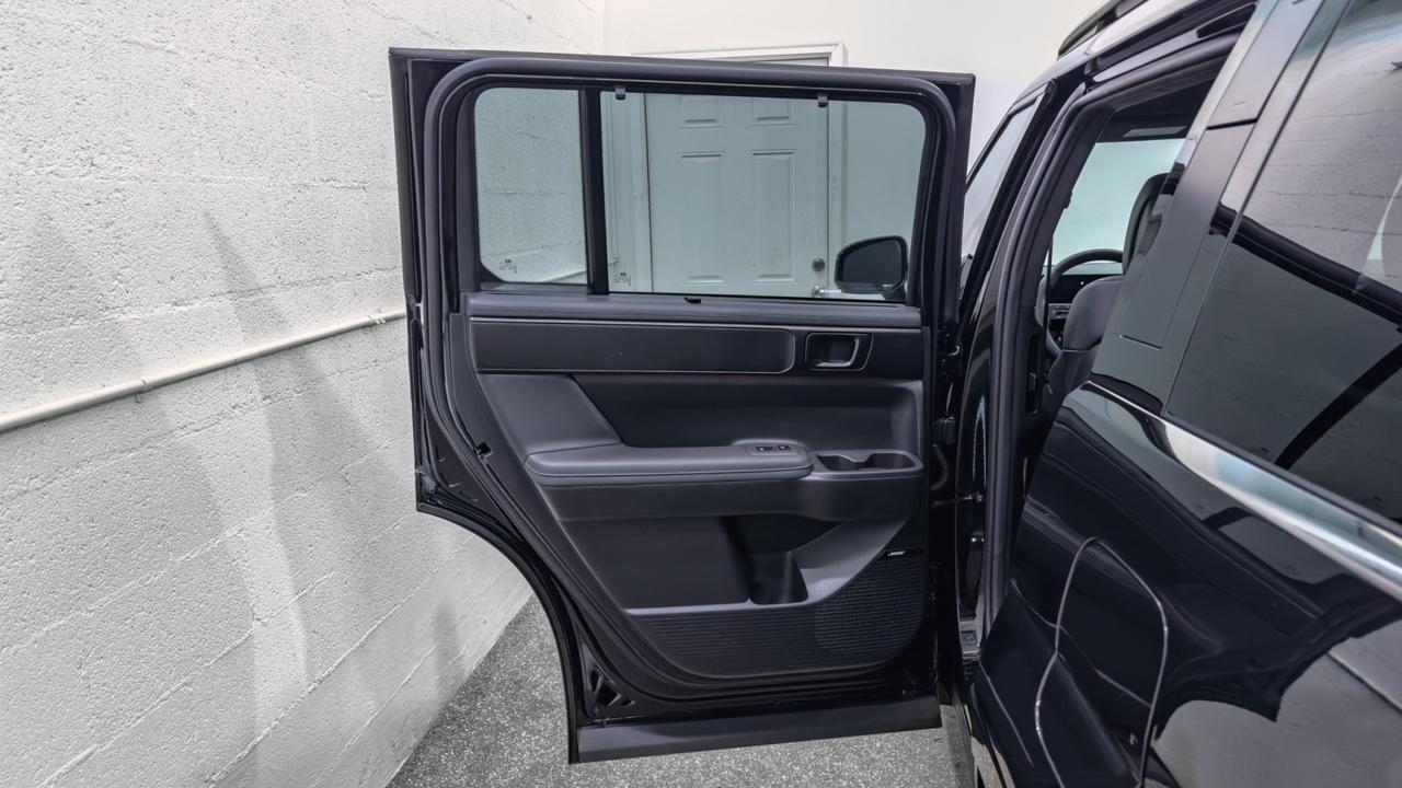 2025 Hyundai Santa Fe Calligraphy AWD Tallmadge OH