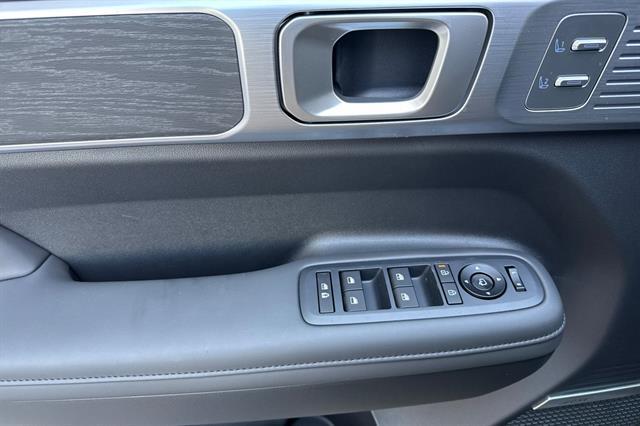 2025 Hyundai Santa Fe Hybrid Limited