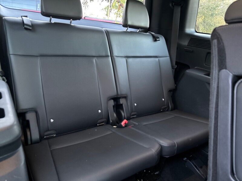 2025 Hyundai Santa Fe Hybrid w/THREE-ROW LTHR SEL Seffner FL