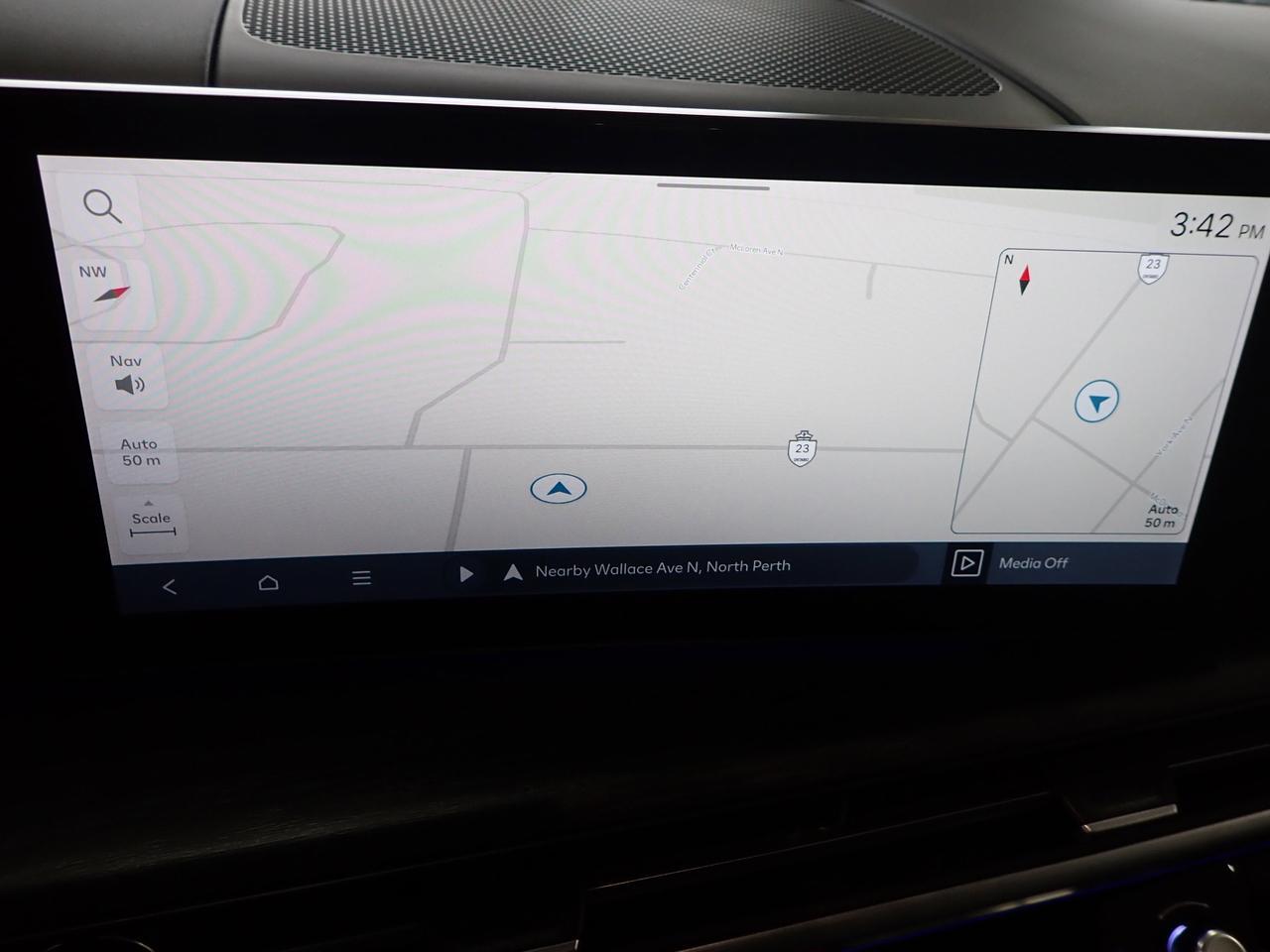 2025 Hyundai Santa Fe Luxury AWD 8PASS LEATHER NAVI SUNROOF Listowel ON