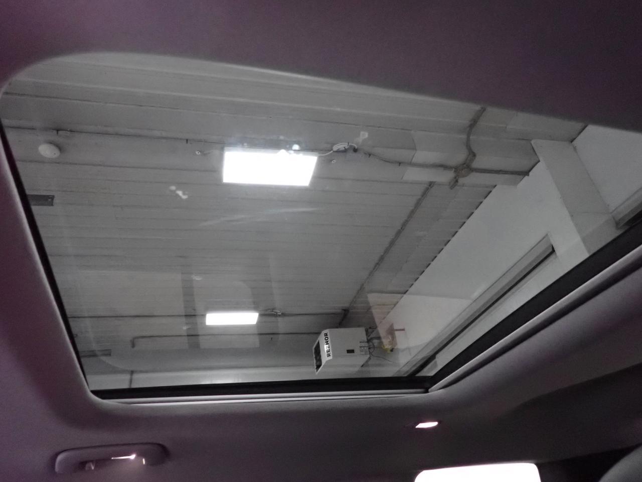 2025 Hyundai Santa Fe Luxury AWD 8PASS LEATHER NAVI SUNROOF Listowel ON