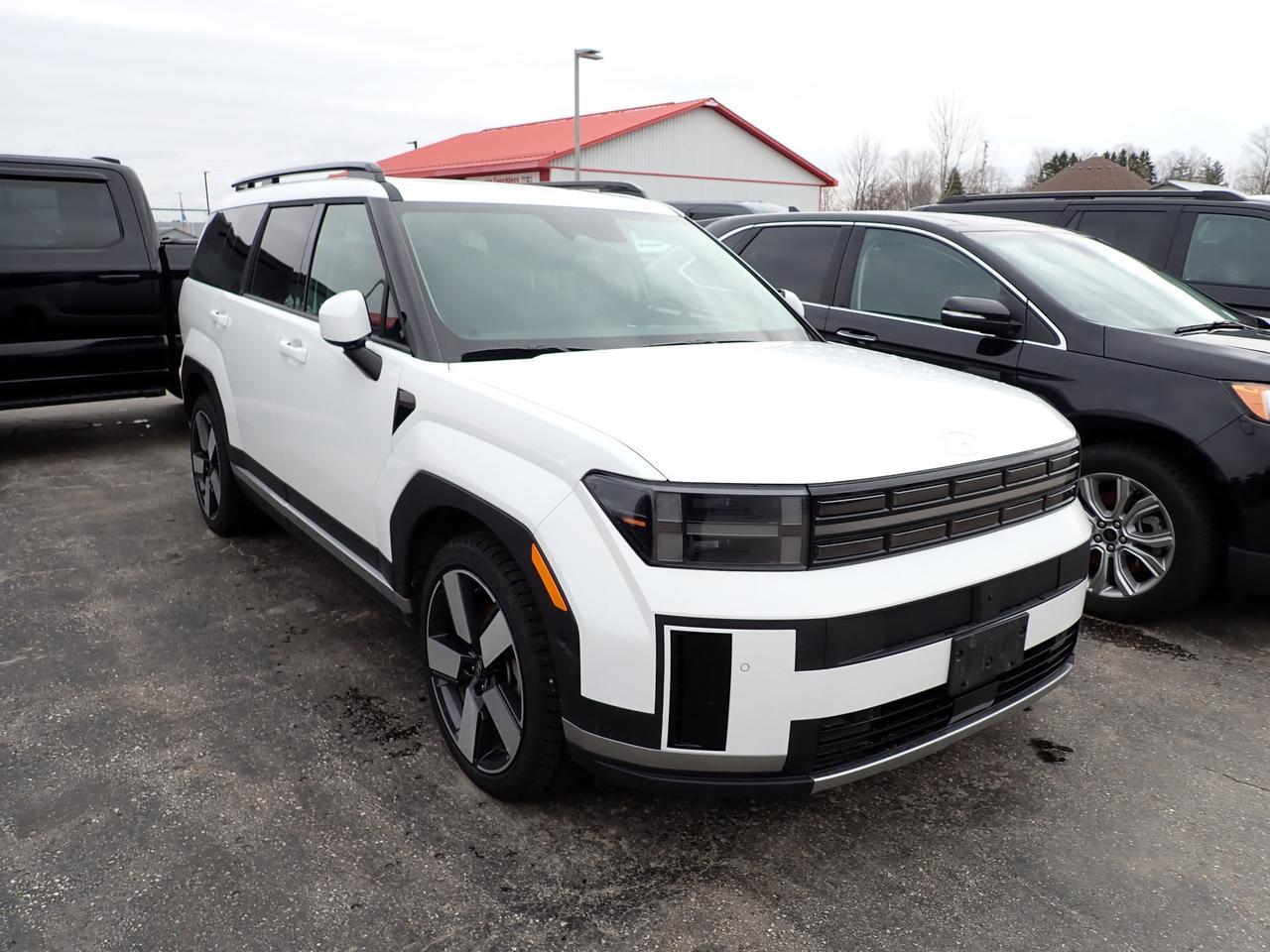 2025 Hyundai Santa Fe Luxury AWD