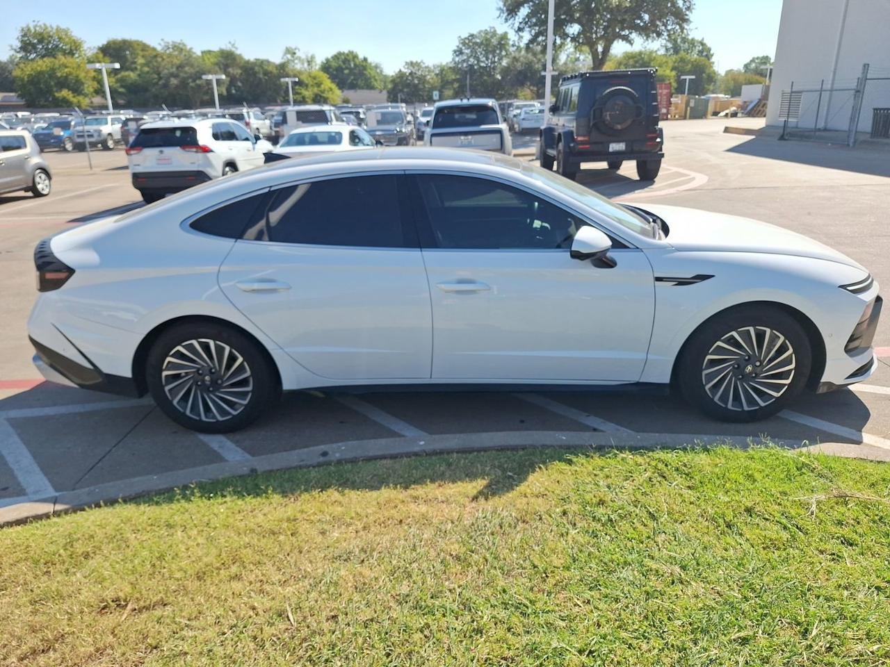 2025 Hyundai Sonata Hybrid Limited Hurst TX