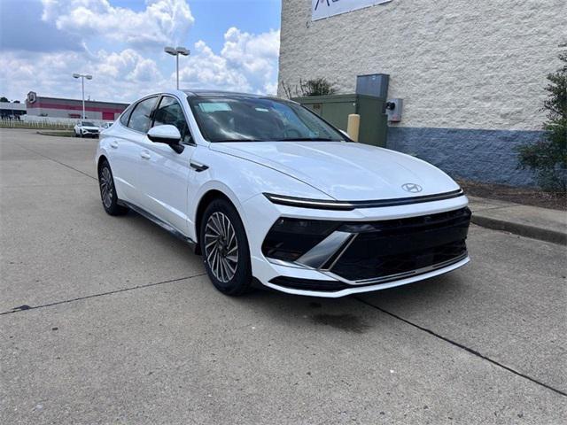 2025 Hyundai Sonata Hybrid Limited