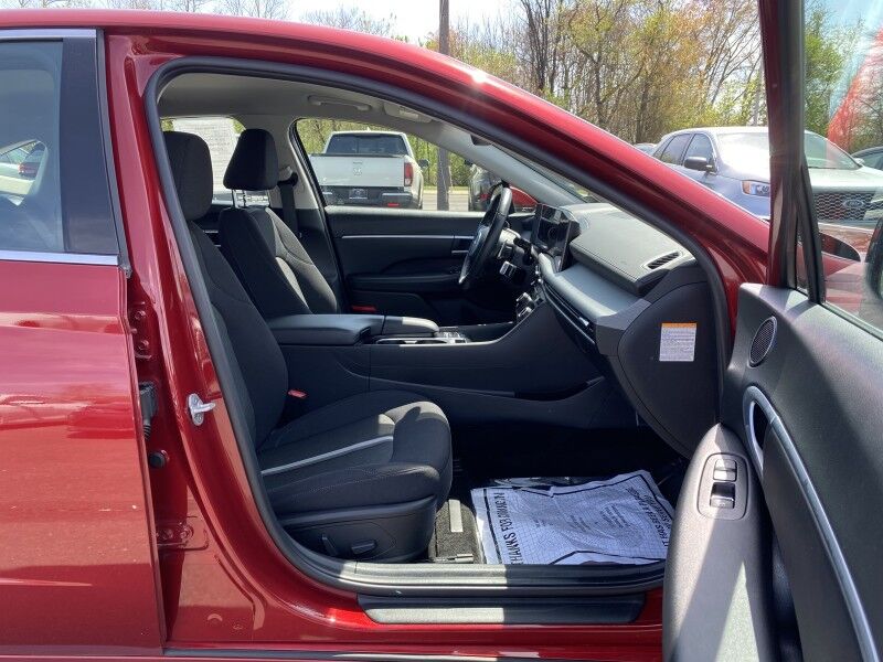 2025 Hyundai Sonata Hybrid SEL Bristol  PA