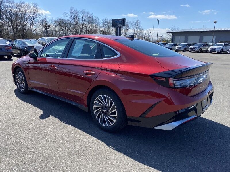 2025 Hyundai Sonata Hybrid SEL