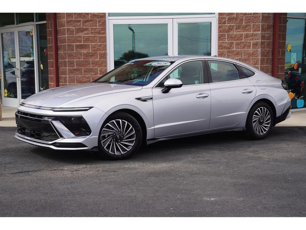 2025 Hyundai Sonata Hybrid SEL