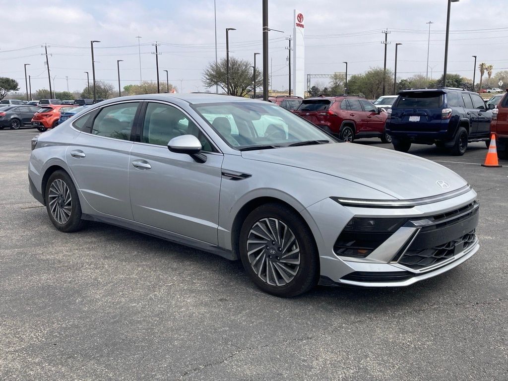 2025 Hyundai Sonata Hybrid SEL