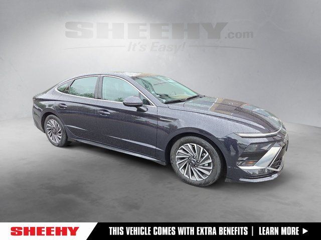 2025 Hyundai Sonata Hybrid