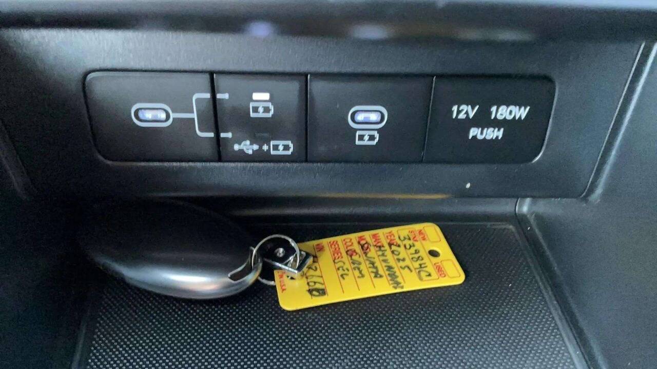 2025 Hyundai Sonata SEL 4dr Sedan Chesterfield MI