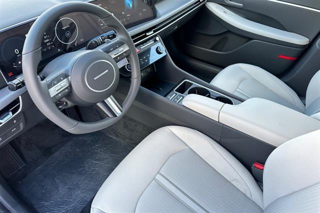 2025 Hyundai Sonata SEL Convenience