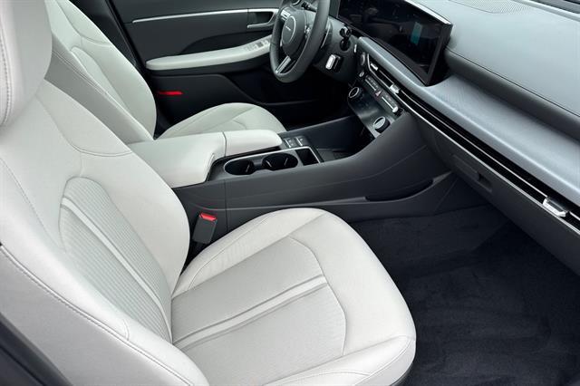 2025 Hyundai Sonata SEL Convenience