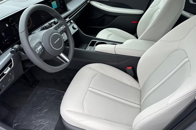2025 Hyundai Sonata SEL Convenience