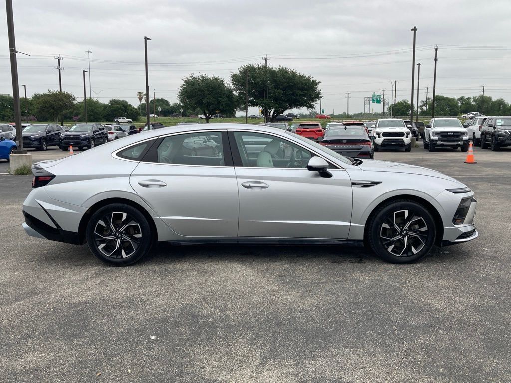 2025 Hyundai Sonata SEL