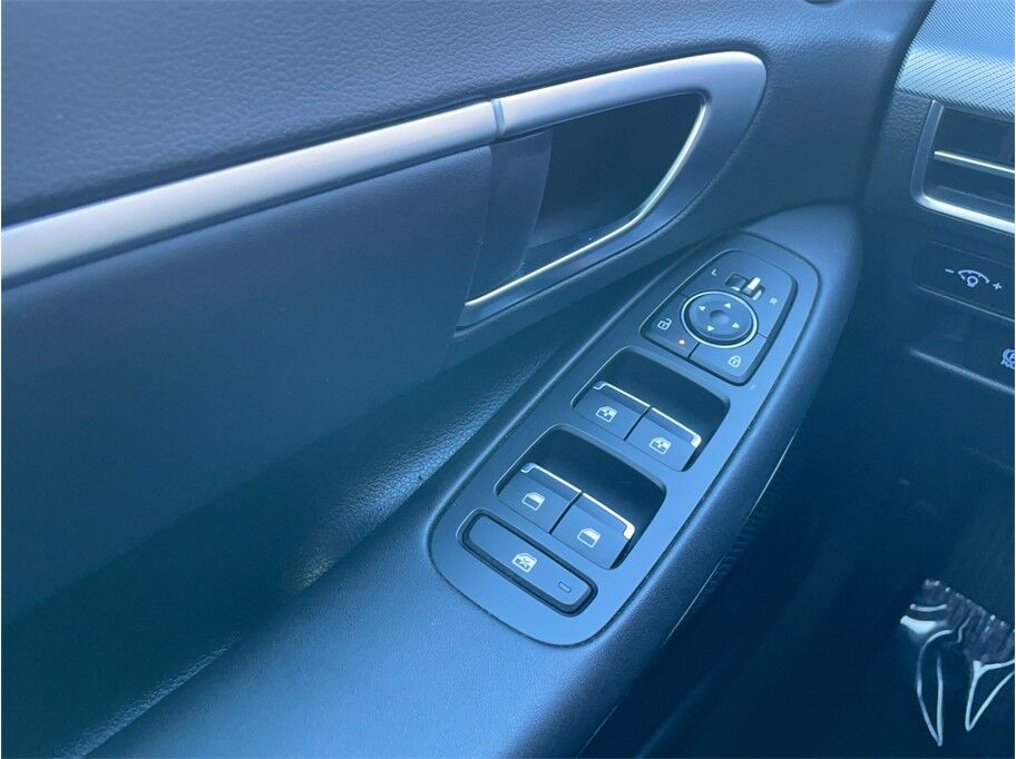2025 Hyundai Sonata SEL Sedan 4D Port Orchard WA