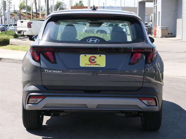 2025 Hyundai Tucson SE