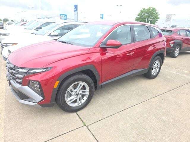 2025 Hyundai Tucson SE