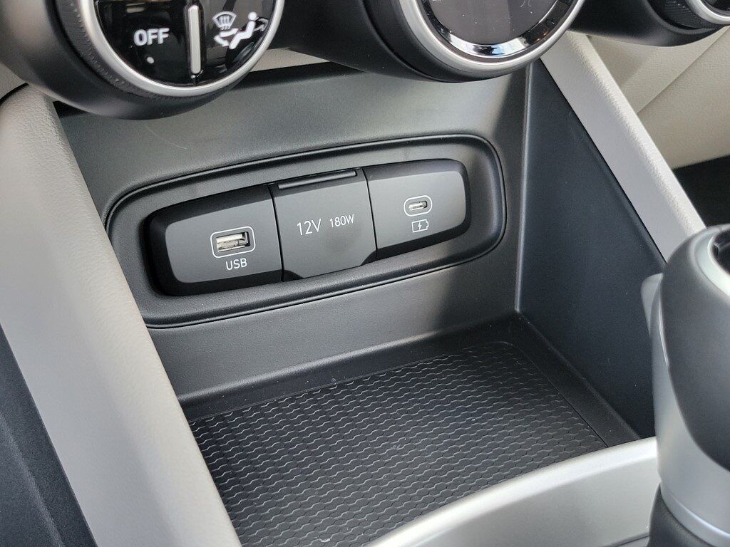 2025 Hyundai VENUE SEL Chantilly VA