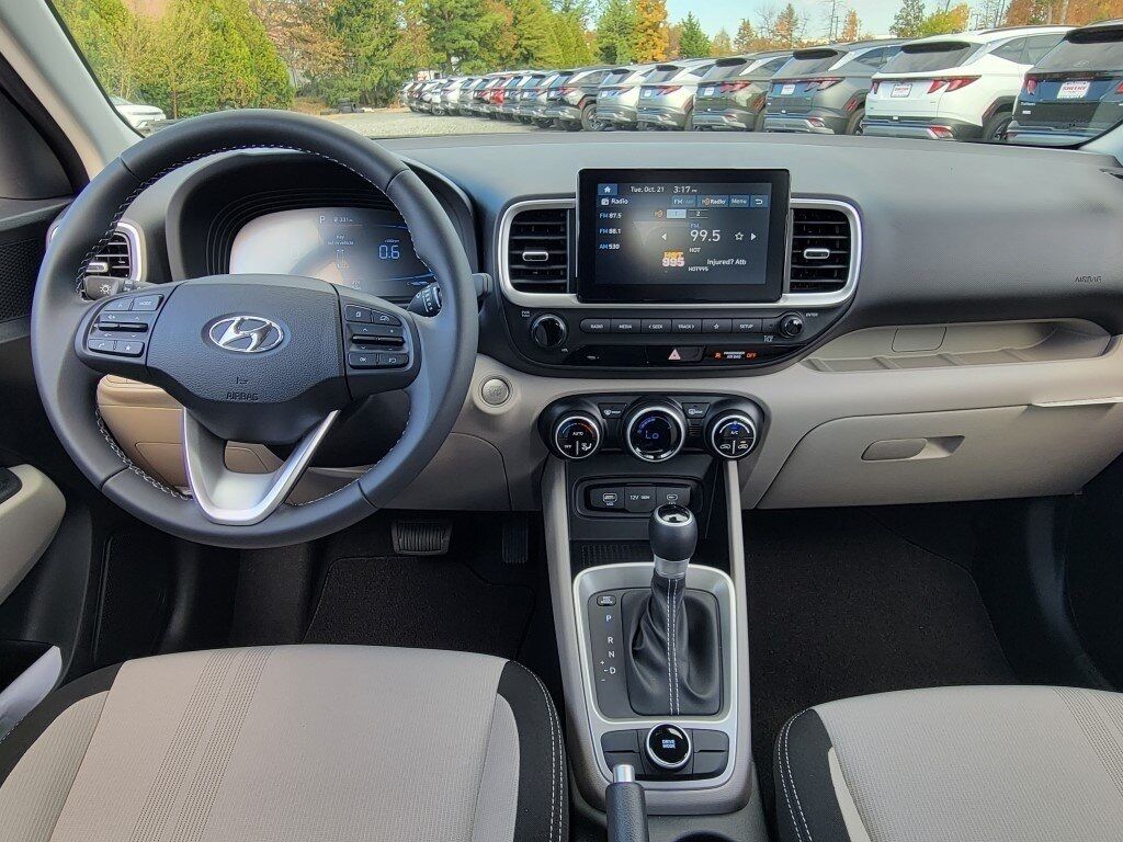 2025 Hyundai VENUE SEL Chantilly VA