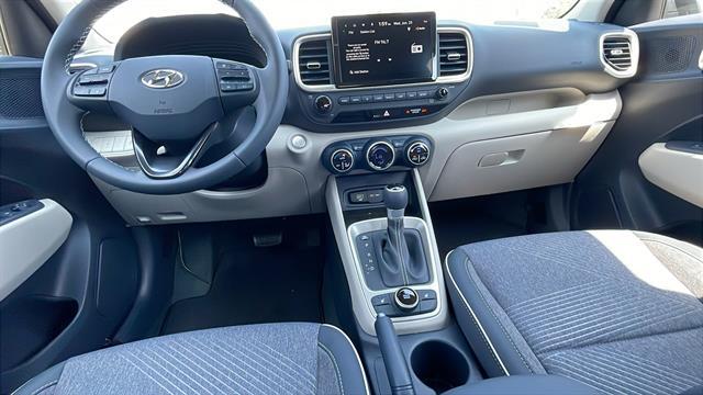2025 Hyundai Venue Limited Corona CA