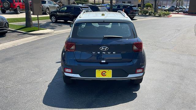 2025 Hyundai Venue Limited Corona CA