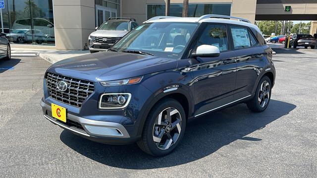 2025 Hyundai Venue Limited Corona CA