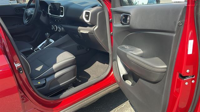 2025 Hyundai Venue Limited Corona CA