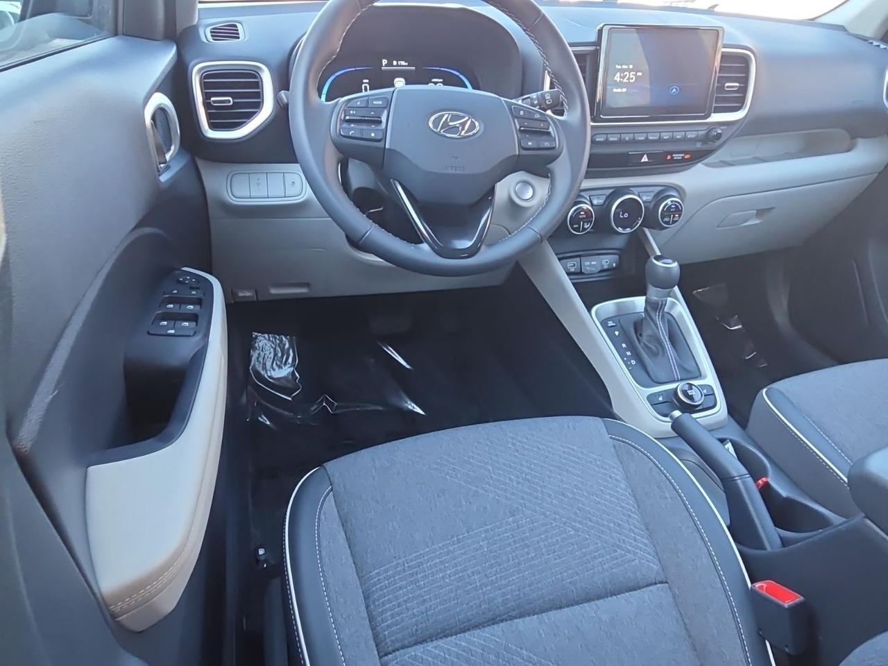 2025 Hyundai Venue Limited Waldorf MD