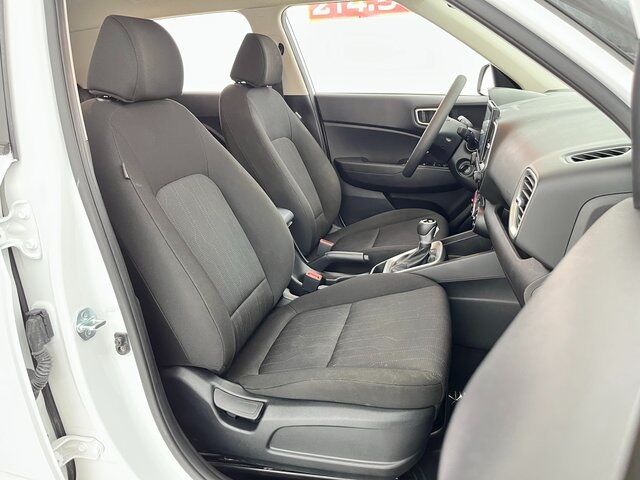2025 Hyundai Venue SE Carrollton TX