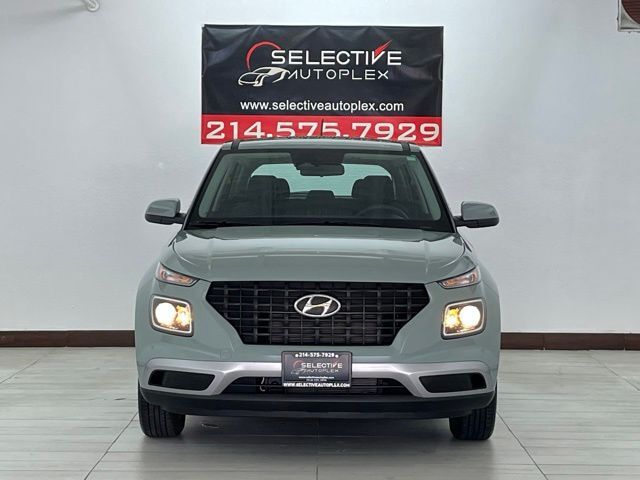 2025 Hyundai Venue SE