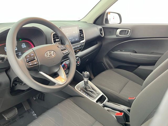 2025 Hyundai Venue SE Carrollton TX