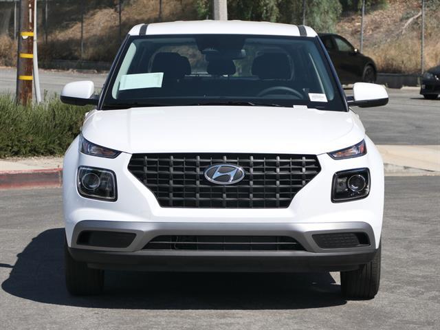2025 Hyundai Venue SE