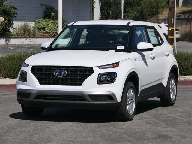 2025 Hyundai Venue SE